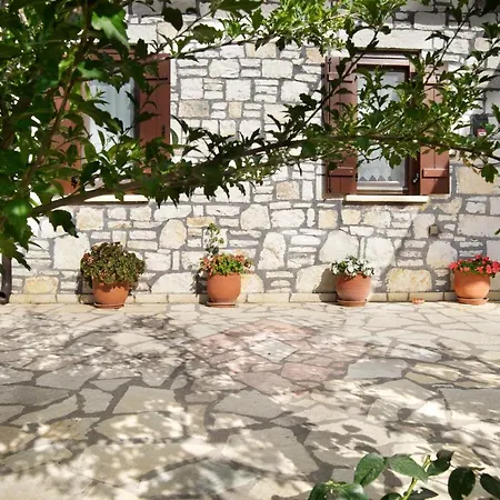 Koutsoypia Stone House Sami (Kefalonia)