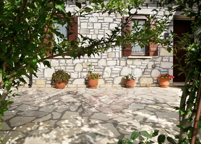Koutsoypia Stone House Sami (Kefalonia)