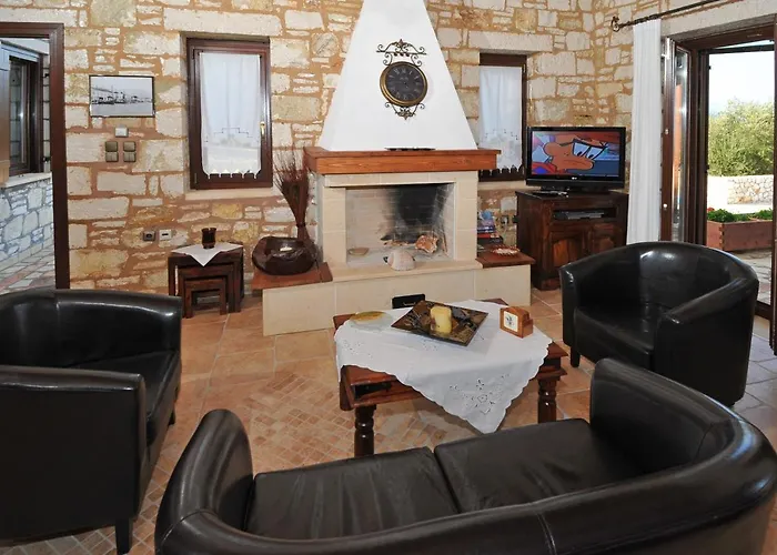 Villa Koutsoypia Stone House